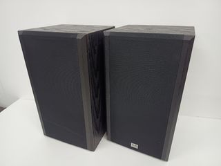 Altavoces T+A 3 vías negros