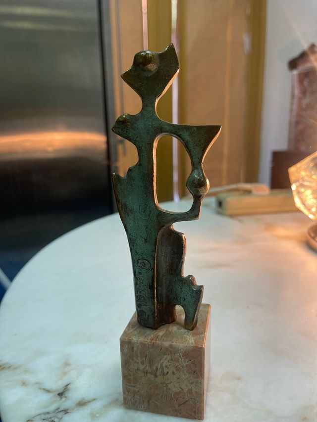 Escultura bronce - Figura abstracta