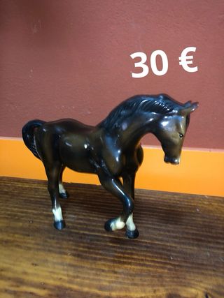 Lámpara alabastro tallada