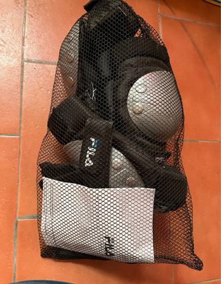 Rodilleras, coderas y guantes Pila