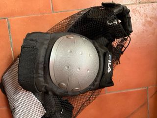 Rodilleras, coderas y guantes Pila