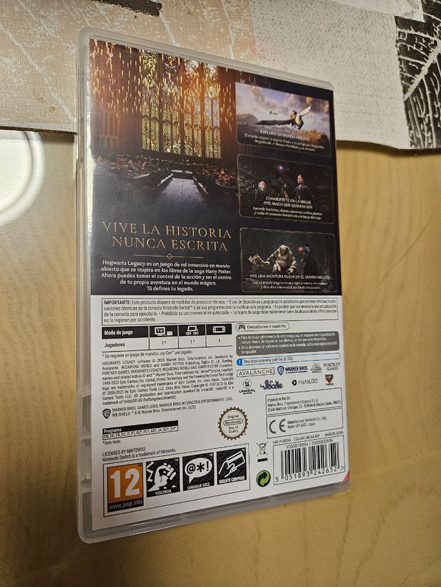 Caja Hogwarts Legacy - Nintendo Switch