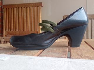 Zapatos Wonders negros tacón - nuevos