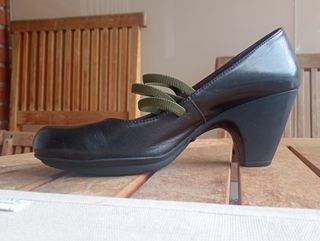 Zapatos Wonders negros tacón - nuevos