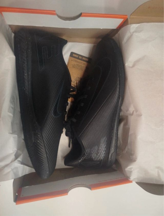 Zapatillas Nike Fútbol Sala - Talla 41