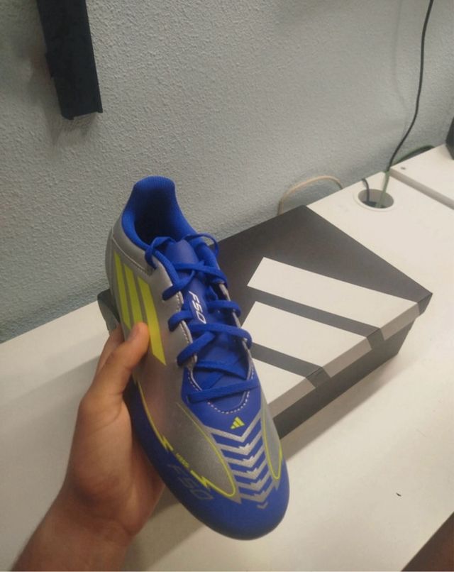 Zapatillas Adidas Messi F50 - Talla 43