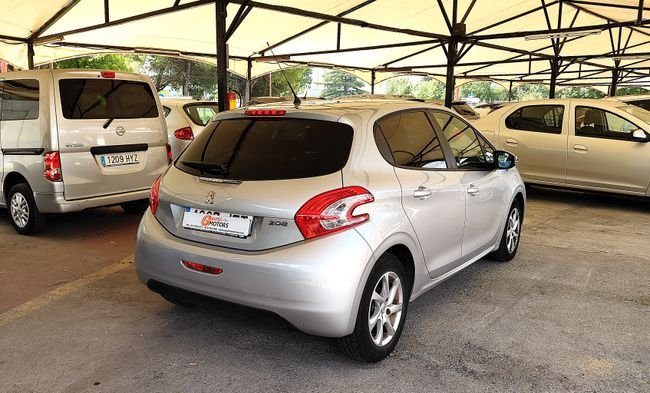 Peugeot 208 2015, foto 5