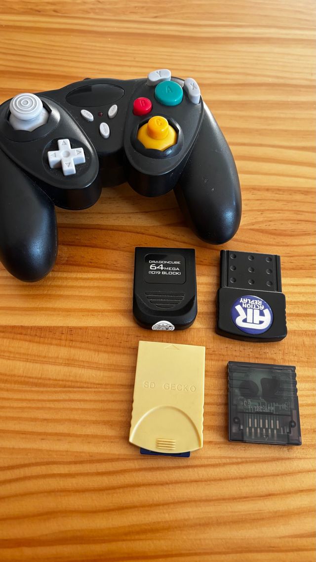 Acessórios Game Cube: Memórias e controlador
