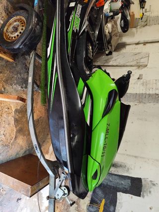 Moto acuática - Supercharged