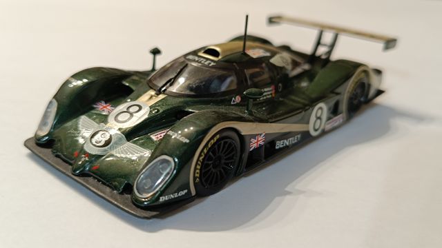 Bentley EXP8 2001 Le Mans Altaya 1/43