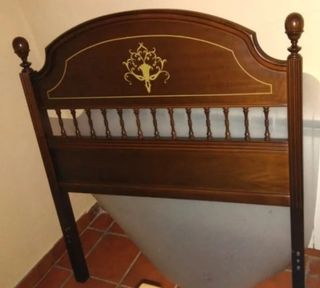 Cabecero cama madera tallada
