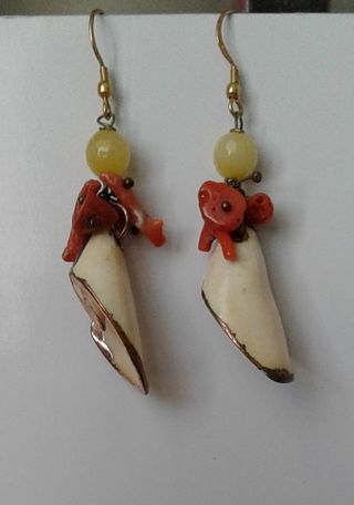 Orecchini conchiglia corallo