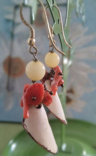 Orecchini conchiglia corallo