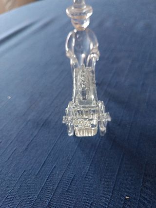 Figura cristal carrito vendedor