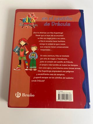 KIKA SUPERBRUJA EN CASTILLO DRACULA (10)
