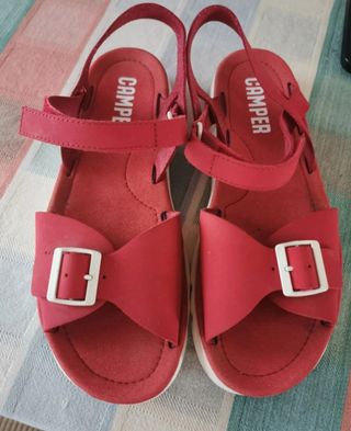 Sandalias Camper rojas