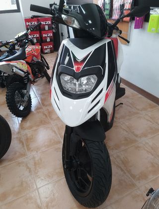 Aprilia SR 125cc 