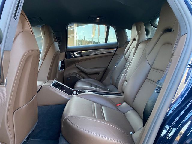 Porsche Panamera 4S
