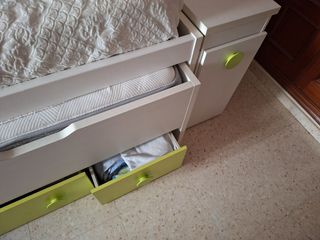 Cama juvenil con cajones - verde con zapatero.
