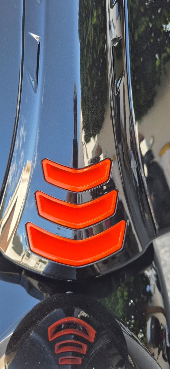 Rejilla corbata Vespa GTS