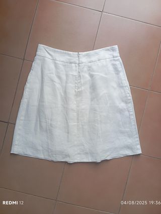 Falda plisada blanca Armani Collezioni 