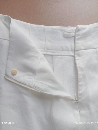 Falda plisada blanca Armani Collezioni 