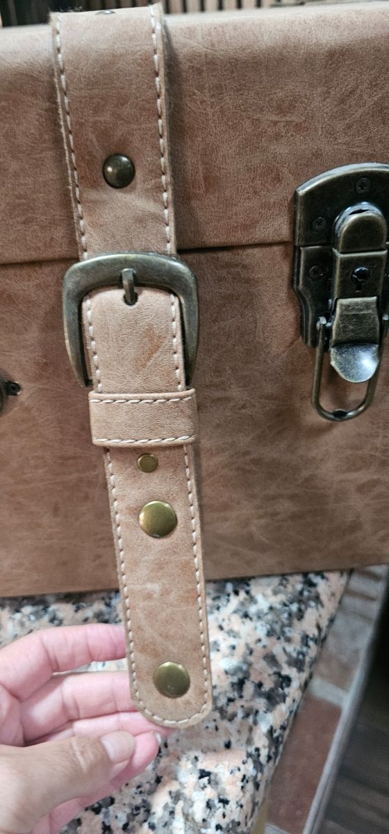 Maleta vintage marrón