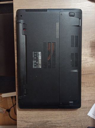 Portátil ASUS R510V. Intel I7-6700HQ