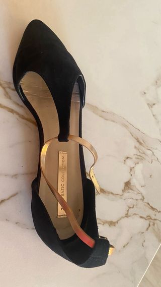 Zapatos Zara negros bajos