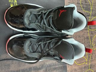 Zapatillas Nike Jordan 38 - Negras/Rojas