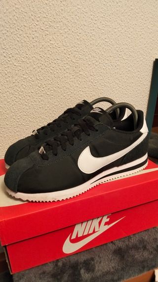 GANGA-Zapatillas Nike Cortez 
41 Negras