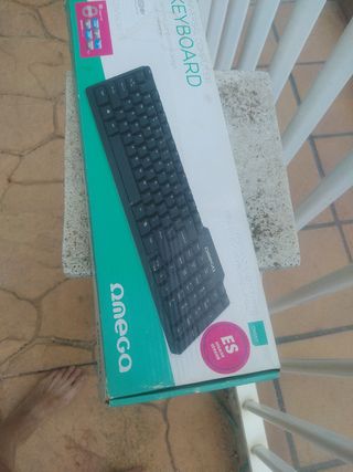 Teclado Omega USB - Negro