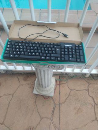 Teclado Omega USB - Negro