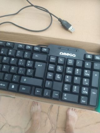 Teclado Omega USB - Negro