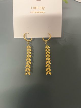 Pendientes de acero