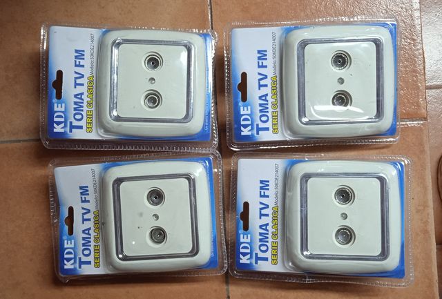 6 Conectores TV KDE empotrables