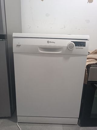 Lavavajillas BALAY 3VS506BP 60cm sin estrenar 