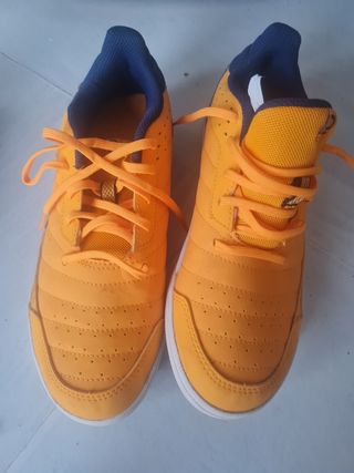 Zapatillas Eskudo Futsal Jr amarillas