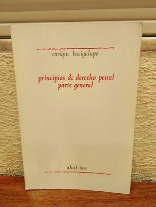 Libro Derecho Penal. Enrique Bacigalupo