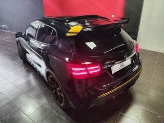 Mercedes GLA 45 AMG yellow night edition
