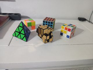 Cubos de Rubik - 5 piezas