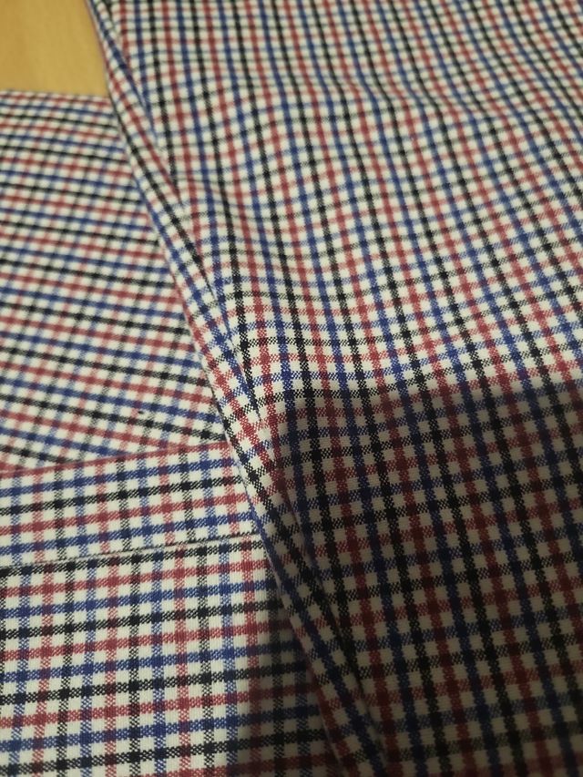 Pantalones cuadros rojos y azules -talla 38