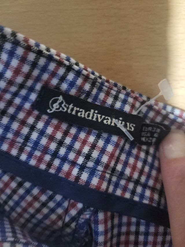 Pantalones cuadros rojos y azules -talla 38