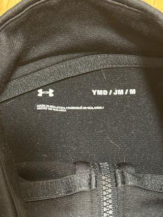 Chaqueta Under Armour negra