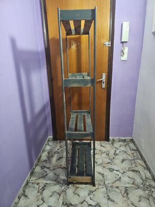 Estantería IKEA -madera azul vintage.