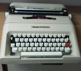 Olivetti Lettera 35 - Máquina de escribir