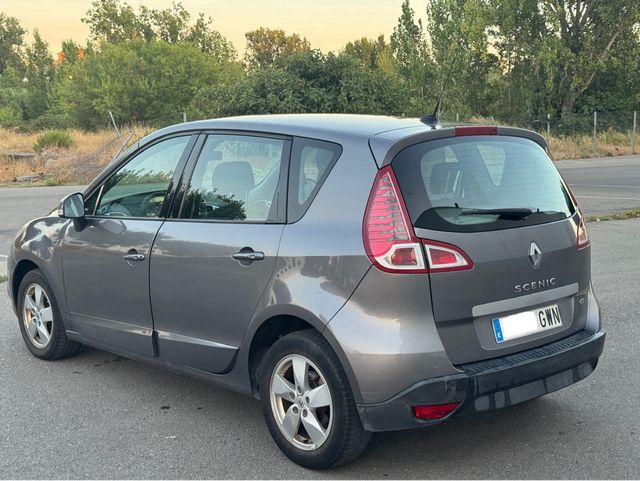 Renault Scenic 2010