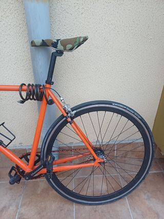 Bicicleta Fixie/Ciudad Naranja