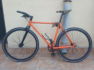 Bicicleta Fixie/Ciudad Naranja