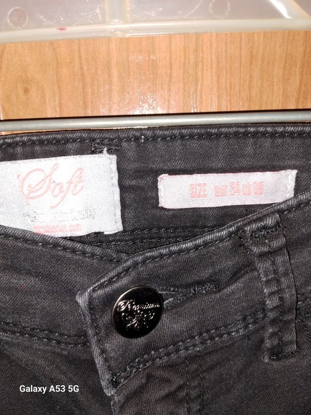 Pantalones vaqueros negros